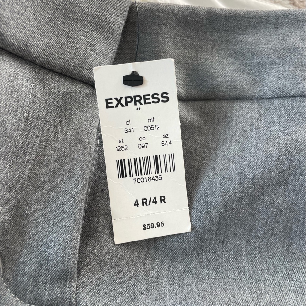 Gray Express slacks 4R brand new!